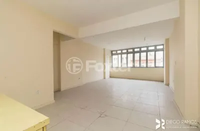 Sala comercial com 1 sala à venda na praça osvaldo cruz, 15, centro histórico, porto alegre, 53 m2 por r$ 65.000