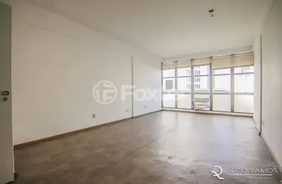 Sala comercial com 1 sala à venda na praça dom feliciano, 78, centro histórico, porto alegre, 35 m2 por r$ 185.000