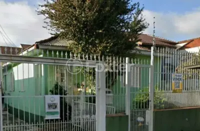 Casa com 3 quartos à venda na avenida alberto pasqualini, 692, jardim itu sabará, porto alegre, 300 m2 por r$ 758.000