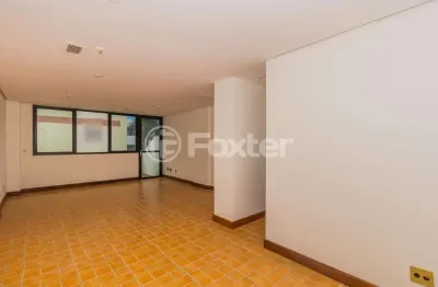 Sala comercial com 1 sala à venda na avenida carlos gomes, 1610, três figueiras, porto alegre, 46 m2 por r$ 300.000