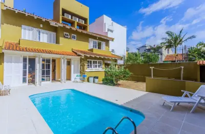 Casa com 3 quartos à venda na rua paulo madureira coelho, 257, morro santana, porto alegre, 275 m2 por r$ 1.190.000