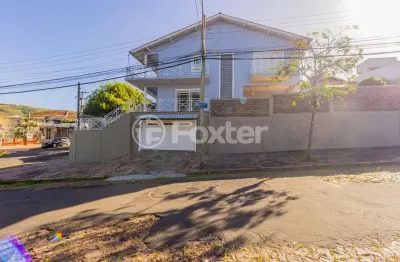 Casa com 3 quartos à venda na rua doze de outubro, 173, partenon, porto alegre, 277 m2 por r$ 1.200.000