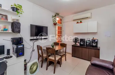 Apartamento com 2 quartos à venda na avenida protásio alves, 2344, petrópolis, porto alegre, 62 m2 por r$ 215.000