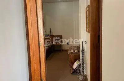 Sala comercial com 3 salas à venda na avenida borges de medeiros, 308, praia de belas, porto alegre, 50 m2 por r$ 225.150
