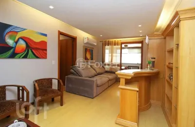 Apartamento com 3 quartos à venda na Avenida Guaporé, 241, Petrópolis, Porto Alegre, 91 m2 por R$ 600.000