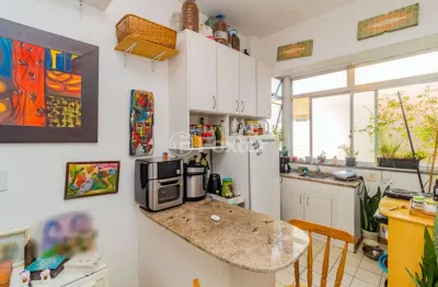 Apartamento com 1 quarto à venda na rua comendador azevedo, 464, floresta, porto alegre, 33 m2 por r$ 169.000