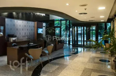 Apartamento com 1 quarto à venda na rua miguel tostes, 30, rio branco, porto alegre, 37 m2 por r$ 320.000