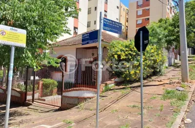 Terreno comercial à venda na rua luzitana, 1141, higienópolis, porto alegre, 330 m2 por r$ 1.000.000