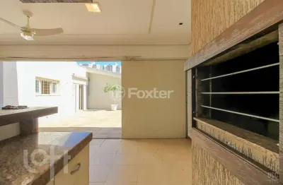 Casa com 4 quartos à venda na rua paissandu, 524, partenon, porto alegre, 290 m2 por r$ 1.010.000
