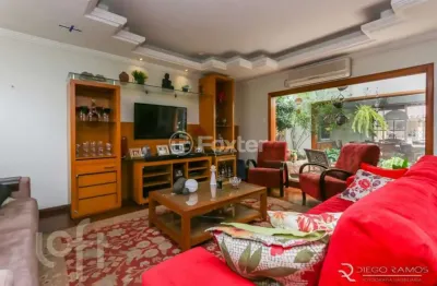 Casa com 3 quartos à venda na rua dona adda mascarenhas de moraes, 1562, jardim itu sabará, porto alegre, 290 m2 por r$ 1.300.000