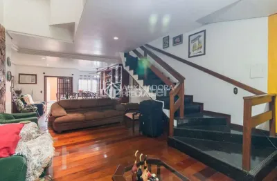 Casa com 3 quartos à venda na rua santa maria, 186, vila são josé, porto alegre, 375 m2 por r$ 699.900