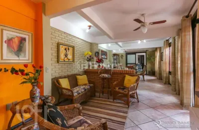 Casa com 4 quartos à venda na rua walter kaufmann, 6, jardim itu sabará, porto alegre, 357 m2 por r$ 1.600.000