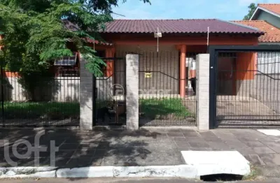 Casa com 3 quartos à venda na rua dinarte de albuquerque, 35, parque santa fé, porto alegre, 178 m2 por r$ 570.000