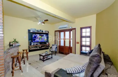 Casa com 3 quartos à venda na rua artur azevedo, 54, partenon, porto alegre, 160 m2 por r$ 540.000