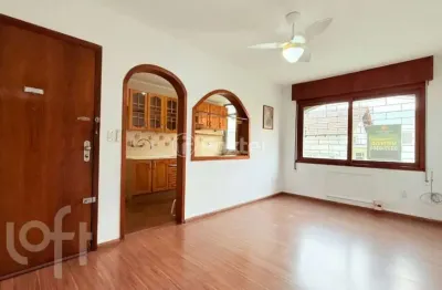 Apartamento com 2 quartos à venda na rua congo, 73, vila ipiranga, porto alegre, 58 m2 por r$ 270.000