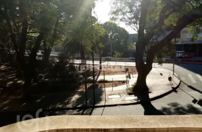 Apartamento com 2 quartos à venda na praça conde de porto alegre, 47, centro histórico, porto alegre, 73 m2 por r$ 265.000