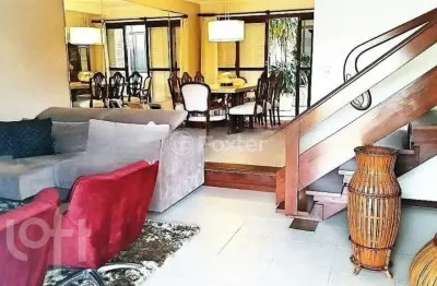 Casa com 4 quartos à venda na rua doutor ricardo gavenski, 235, sarandi, porto alegre, 288 m2 por r$ 990.000