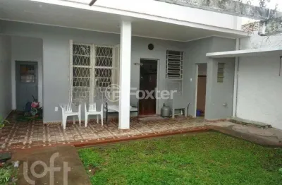 Casa com 3 quartos à venda na rua três de maio, 32, floresta, porto alegre, 169 m2 por r$ 798.000