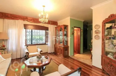 Casa com 7 quartos à venda na rua gomes jardim, 622, santana, porto alegre, 442 m2 por r$ 1.800.000