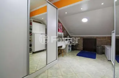 Casa com 3 quartos à venda na rua ramis galvão, 223, passo da areia, porto alegre, 340 m2 por r$ 1.200.000