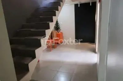 Casa com 5 quartos à venda na rua dona sebastiana, 198, são joão, porto alegre, 200 m2 por r$ 790.000
