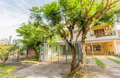Casa com 5 quartos à venda na rua caribe, 36, ipanema, porto alegre, 222 m2 por r$ 759.000