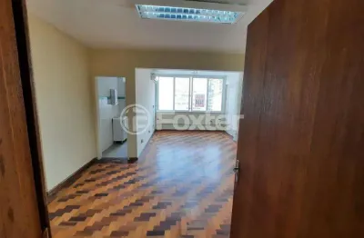 Sala comercial com 2 salas à venda na rua vigário josé inácio, 250, centro histórico, porto alegre, 28 m2 por r$ 91.200
