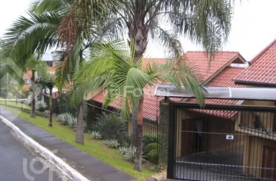 Casa com 4 quartos à venda na rua gramado, 478, ouro branco, novo hamburgo, 380 m2 por r$ 1.350.000