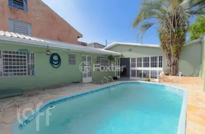 Casa com 3 quartos à venda na rua pistoia, 864, rio branco, canoas, 220 m2 por r$ 599.000