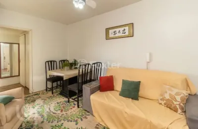 Apartamento com 2 quartos à venda na rua santana, 696, santana, porto alegre, 64 m2 por r$ 240.000