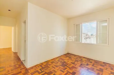 Apartamento com 2 quartos à venda na rua santa cecília, 1315, santa cecília, porto alegre, 63 m2 por r$ 300.000