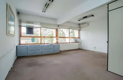 Sala comercial com 1 sala à venda na rua doutora rita lobato, 191, praia de belas, porto alegre, 41 m2 por r$ 118.250