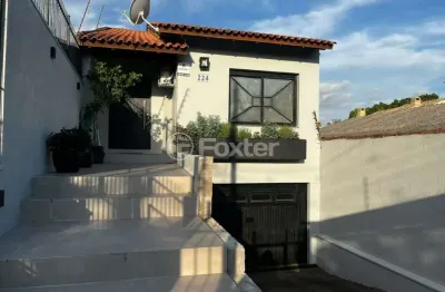 Casa com 4 quartos à venda na rua victor silva, 224, camaquã, porto alegre, 375 m2 por r$ 890.000