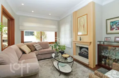 Apartamento com 3 quartos à venda na avenida palmeira, 304, petrópolis, porto alegre, 136 m2 por r$ 1.100.000