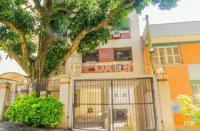 Apartamento com 2 quartos à venda na rua coronel manoel py, 212, higienópolis, porto alegre, 76 m2 por r$ 550.000