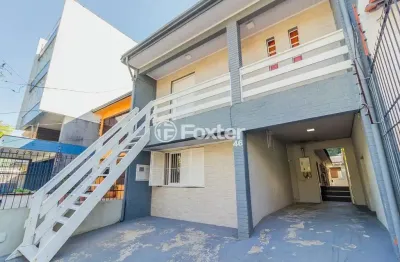 Casa comercial com 3 salas à venda na rua damasco, 46, azenha, porto alegre, 205 m2 por r$ 912.000