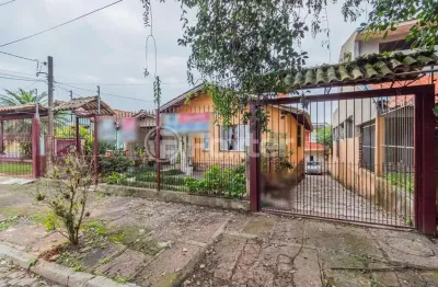 Casa com 3 quartos à venda na rua hugo nelson magalhães, 70, parque santa fé, porto alegre, 200 m2 por r$ 480.000