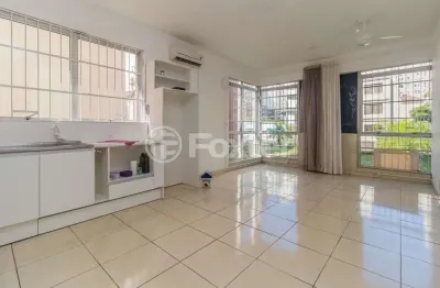 Sala comercial com 1 sala à venda na avenida cristóvão colombo, 2144, floresta, porto alegre, 30 m2 por r$ 160.000