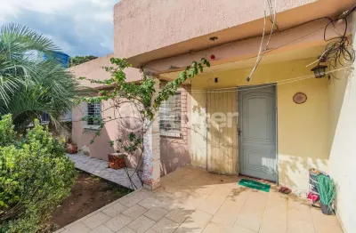 Casa com 2 quartos à venda na beco antônio nunes vicente, 125, lomba do pinheiro, porto alegre, 90 m2 por r$ 360.000
