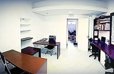 Sala comercial com 1 sala à venda na avenida senador salgado filho, 122, centro histórico, porto alegre, 107 m2 por r$ 339.000