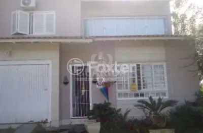 Casa com 3 quartos à venda na rua professor paulo saurin, 66, hípica, porto alegre, 156 m2 por r$ 320.000