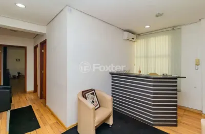 Sala comercial com 4 salas à venda na rua doutor flores, 245, centro histórico, porto alegre, 90 m2 por r$ 250.000