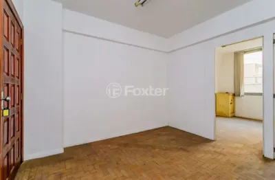 Sala comercial com 1 sala à venda na rua vigário josé inácio, 250, centro histórico, porto alegre, 49 m2 por r$ 57.000