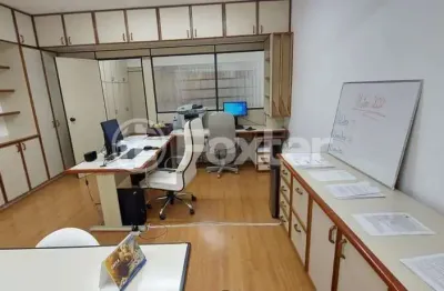 Sala comercial com 1 sala à venda na avenida benjamin constant, 1468, são joão, porto alegre, 75 m2 por r$ 199.500