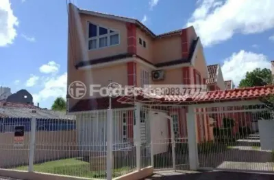 Casa em condomínio fechado com 4 quartos à venda na rua tamandaré, 1156, camaquã, porto alegre, 136 m2 por r$ 655.500