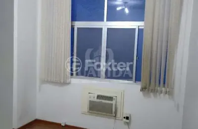 Sala comercial com 1 sala à venda na avenida alberto bins, 362, centro histórico, porto alegre, 22 m2 por r$ 46.000