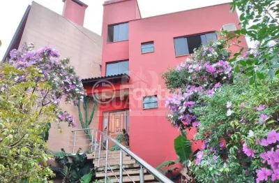 Casa em condomínio fechado com 4 quartos à venda na avenida edgar pires de castro, 540, hípica, porto alegre, 191 m2 por r$ 1.980.000
