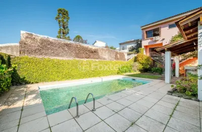 Casa com 3 quartos à venda na rua otávio faria, 284, teresópolis, porto alegre, 484 m2 por r$ 799.000
