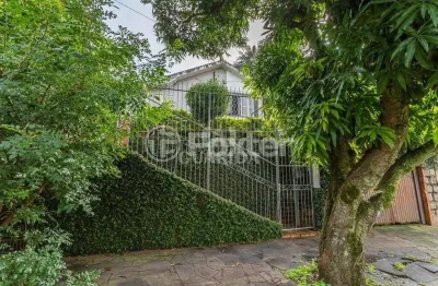 Casa com 3 quartos à venda na rua vinte e um de agosto, 152, cavalhada, porto alegre, 120 m2 por r$ 480.000