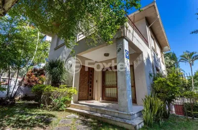 Casa com 3 quartos à venda na rua ferreira viana, 175, petrópolis, porto alegre, 227 m2 por r$ 1.070.000
